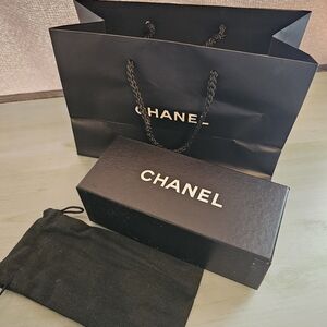 CHANEL Black Box and Bag Sunglass Set